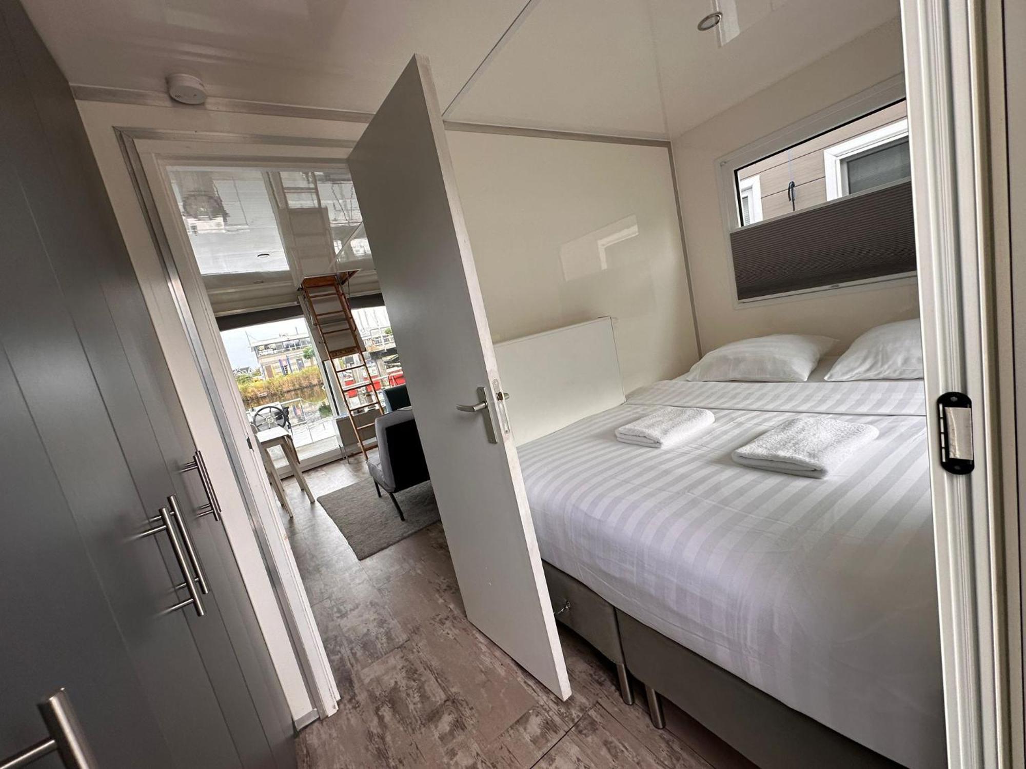 Tiny Lake Houses Near The Beach And Centre By Weltevreden Experience Zeewolde Exterior photo